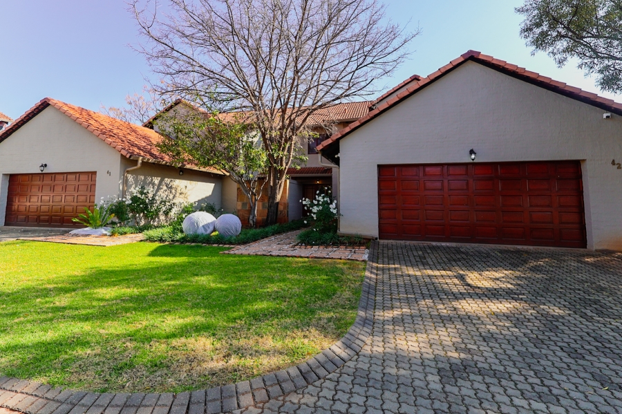 3 Bedroom Property for Sale in The Coves North West